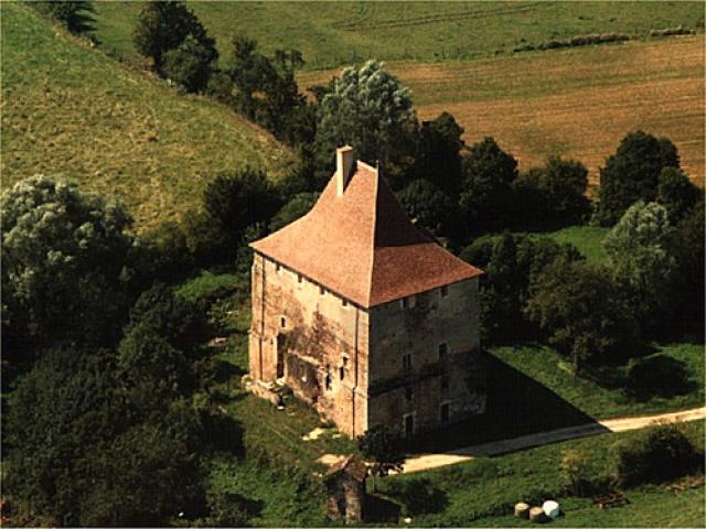 Tour de Vèvre