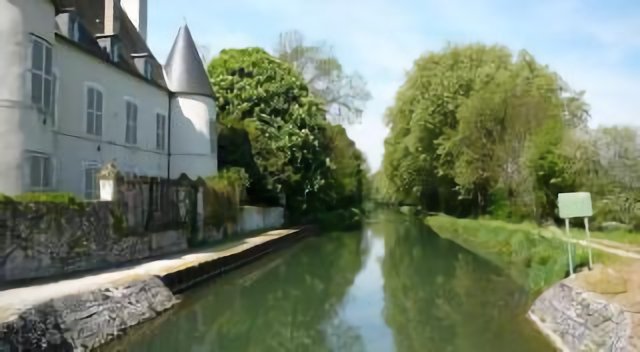 Marmagne, route de Berry-Bouy