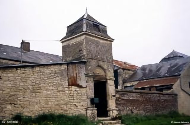 02 Agnicourt-et-Séchelles - Pigeonnier Séchelles