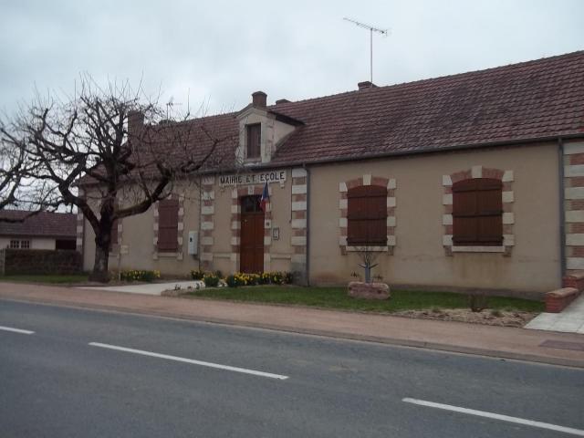 La façade de la mairie de Saint-Vitte