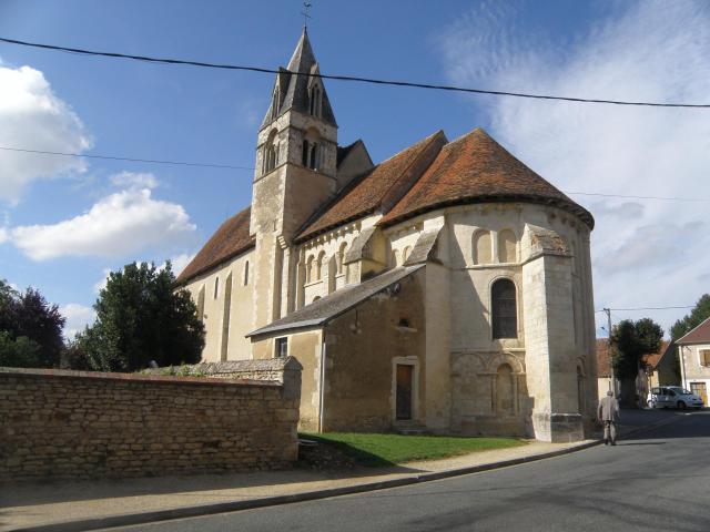 Église de Chalivoy-Milon, vue du sud-est