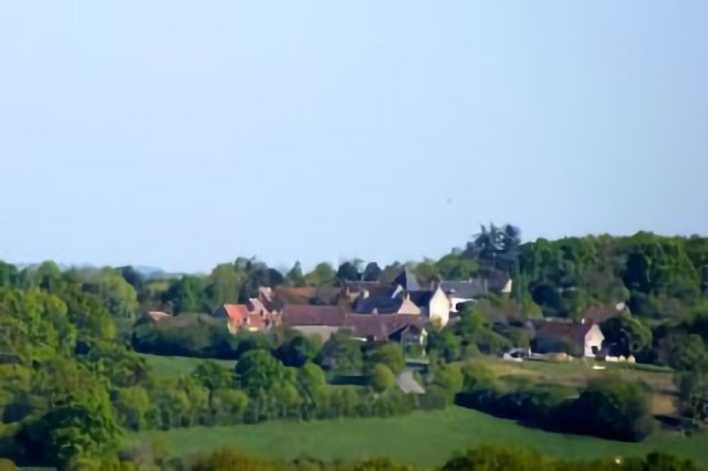 Au loin ...