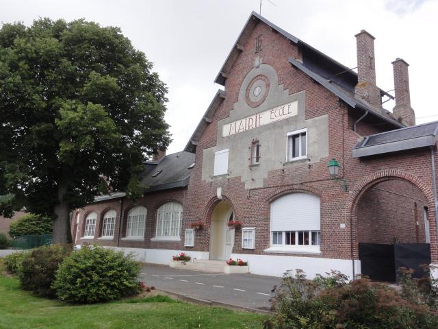 Foreste (Aisne) mairie-école