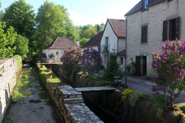 Lusigny-sur-Ouche Vue du village