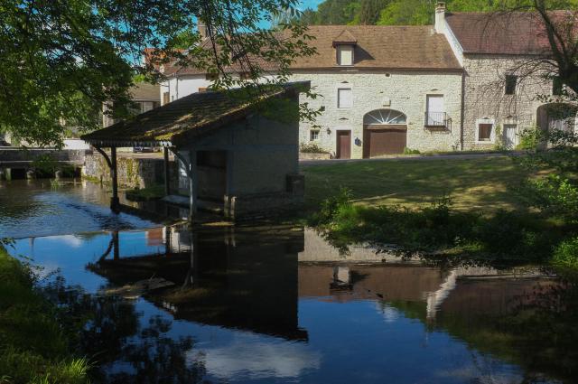 Lusigny-sur-Ouche Vue du village