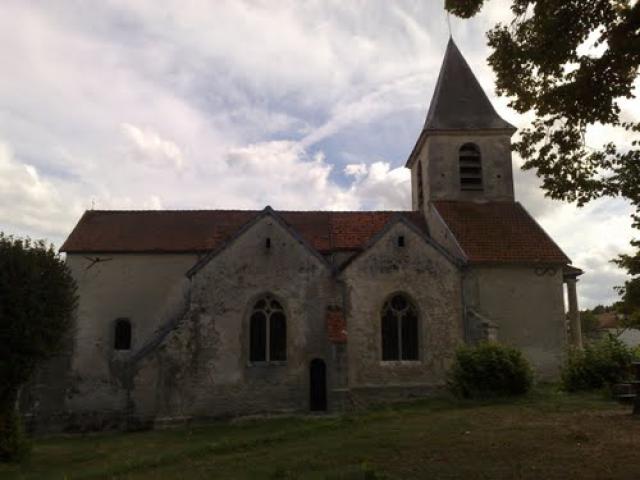 Eglise de Gomméville vue depuis le coin nature 21/08/2009