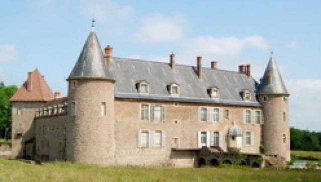 Château de La-Roche-en-Brenil