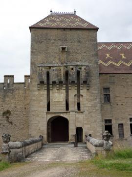 Marigny-le-Cahouët, Bourgogne, Côte-d'Or, Le château de Marigny-le-Cahouët : la porterie