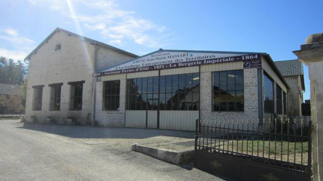 L'ancienne bergerie nationale de Gevrolles