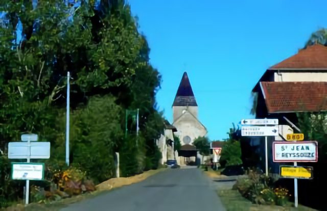 Entrée ouest de St-Jean/R (Ain)