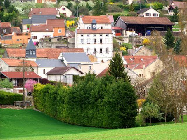 CLÉMENCEY - LE VILLAGE