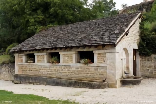 21 Bouhey - Lavoir