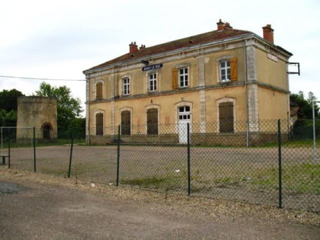 Gare d'Arnay le duc
