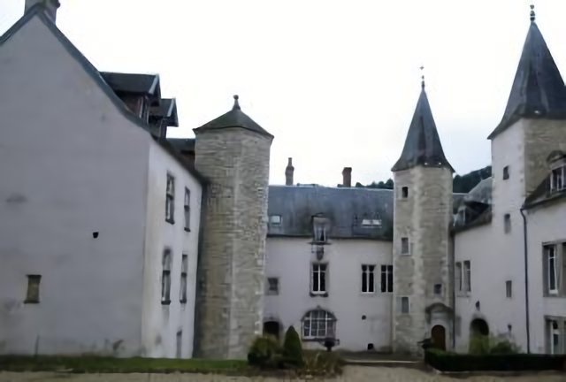 Auxey-Duresses (21) Château de Melin.