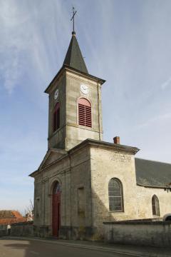Façade de l'église d'Échalot