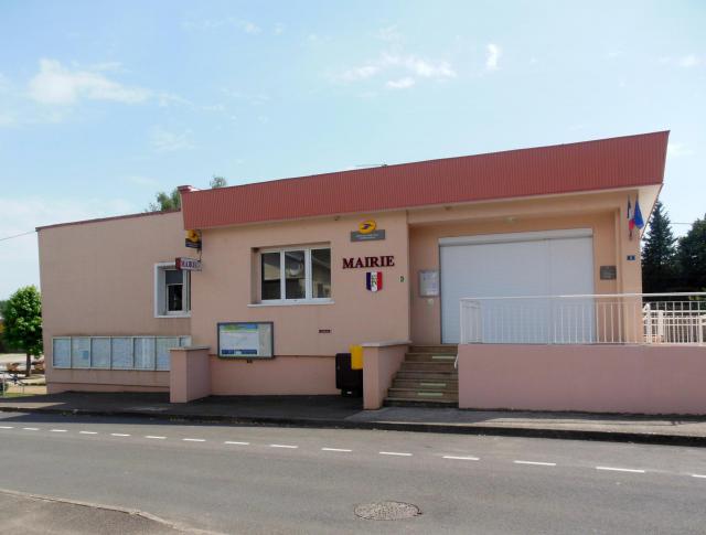 Mairie de Villers-les-Pots (21), Rue des Rosiers.
