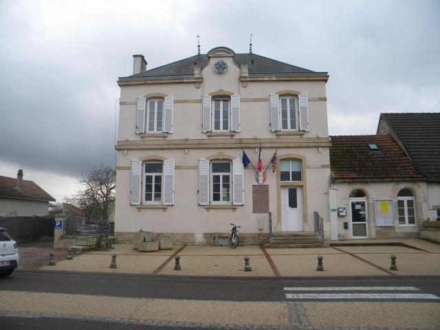 La mairie de Thorey-en-plaine, Côte-d'Or.