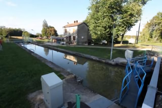 Canal de la Marne a la Saone (C. de Champagne en Bourgogne)