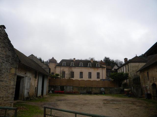 kastelo de Ternant
