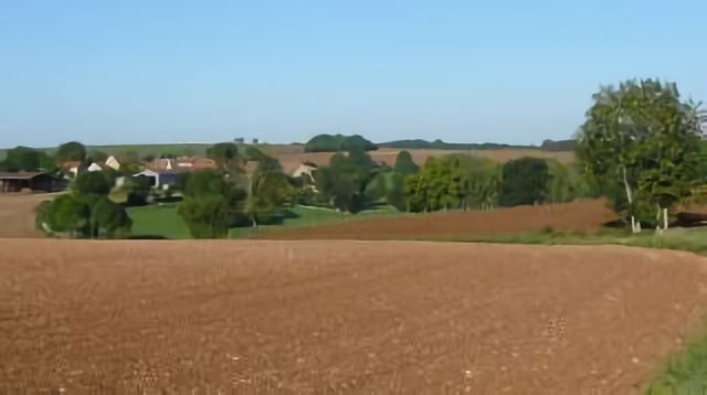 GR2, Le hameau La Folie