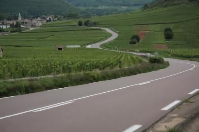 Curves in the wineyards...