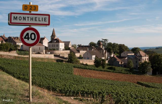 Village de Monthelie