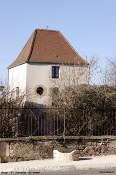 21 Courcelles-lès-Semur - Pigeonnier