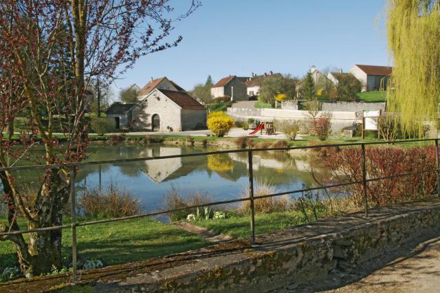 Mare et lavoir de Francheville