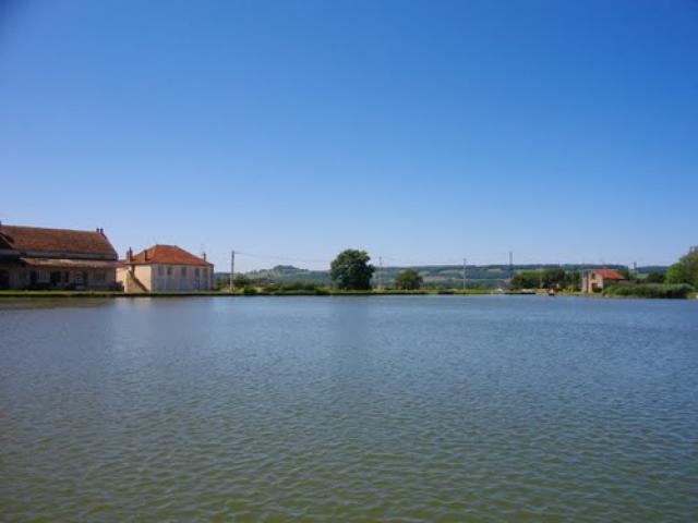 port de pouilly en auxois altitude 378.22m
