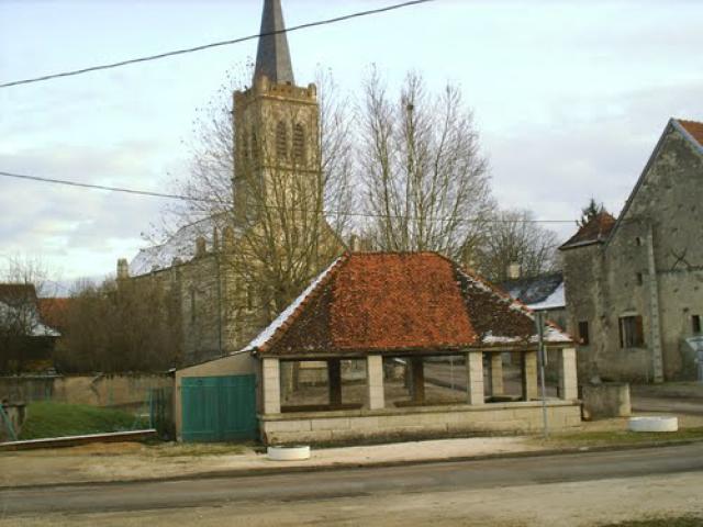 L'Eglise et le lavoir