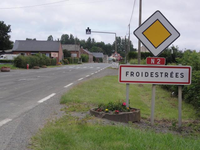 Froidestrées (Aisne) city limit sign