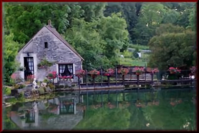 Petite maison au bord de l'eau
