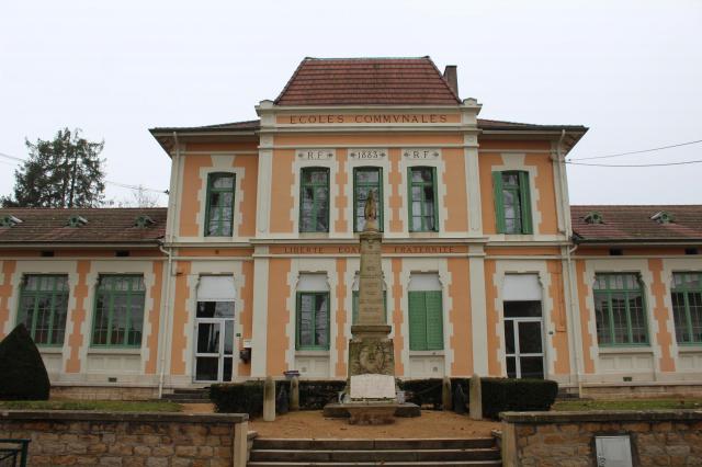 École élémentaire de Thoissey.