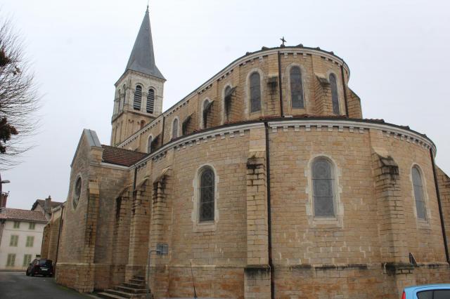 Église Sainte-Madeleine de Thoissey.