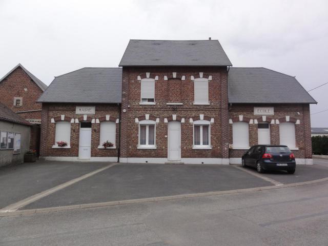 Benay (Aisne) mairie-école