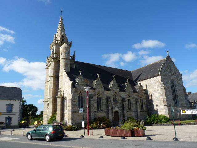 Église Saint-Pierre de Maël-Carhaix (16ème et 17ème siècles)