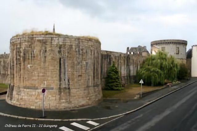 22 Guingamp - Château Pierre II
