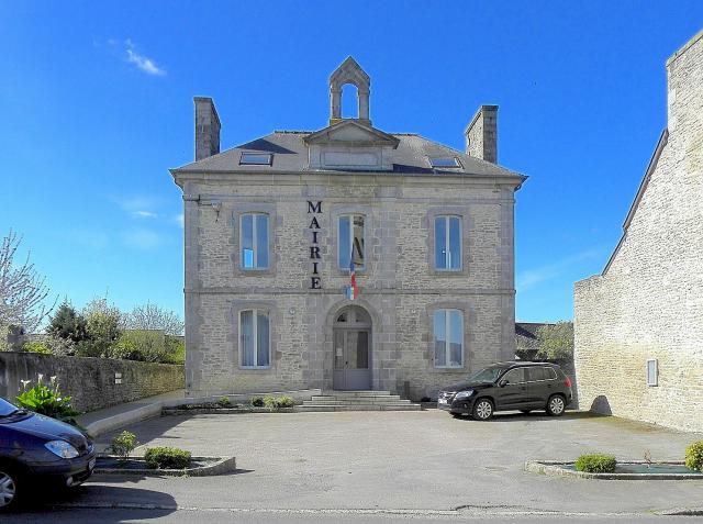 Mairie de Brusvily (22).