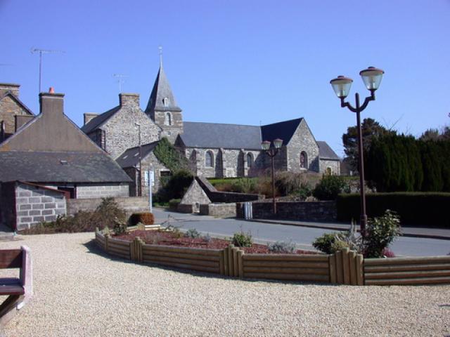 Eglise de Lanfains