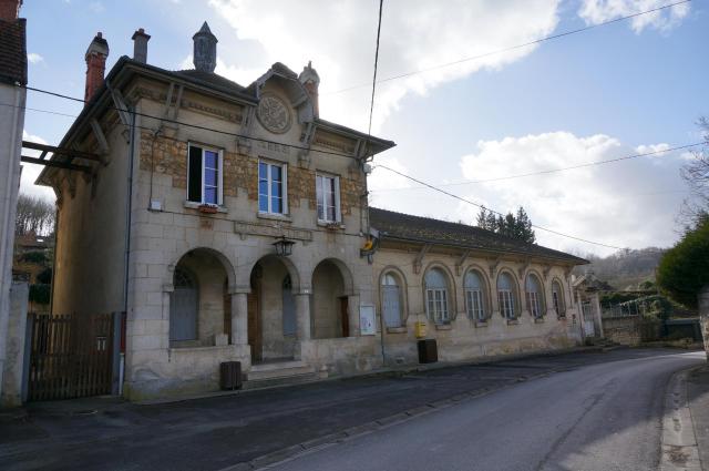La Mairie de Roucy.