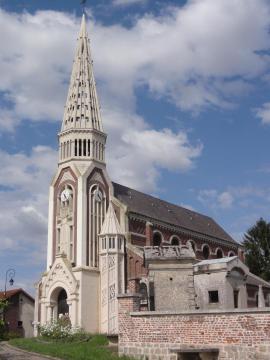Clastres (Aisne) église Saint-Sulpice