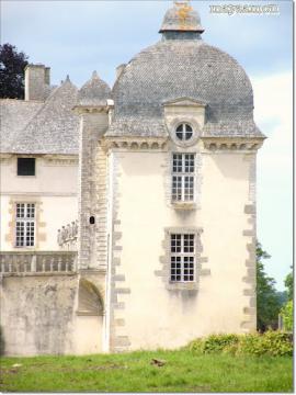 LE CHATEAU DE BEAUMANOIR