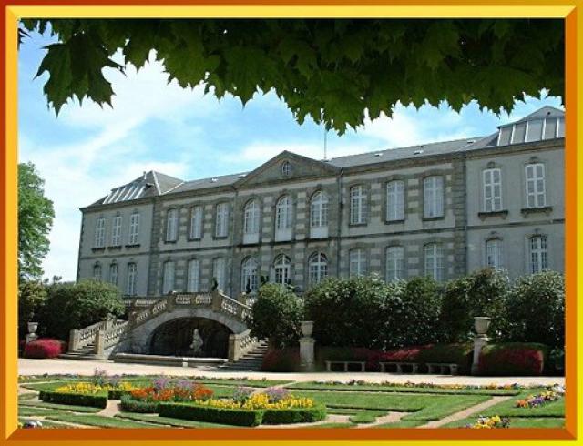La façade du Musée de la Sénatorerie.