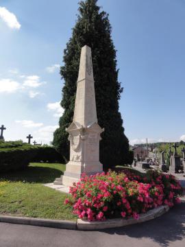 Hirson (Aisne), cimetière, monument au morts 1870-71 à la section cimetière civil