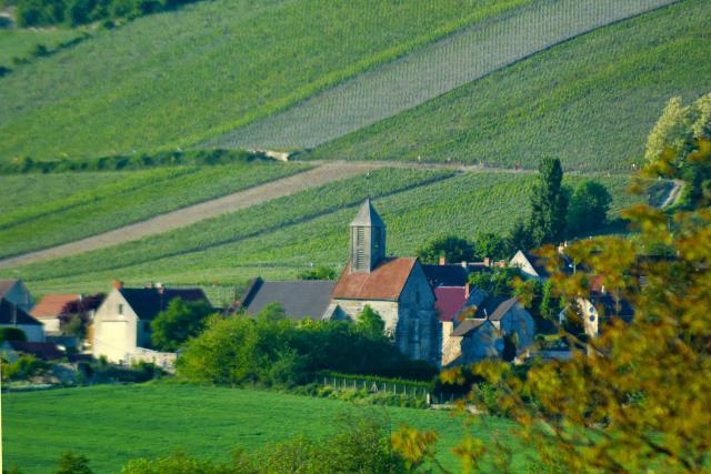 Le village de Monthurel.
