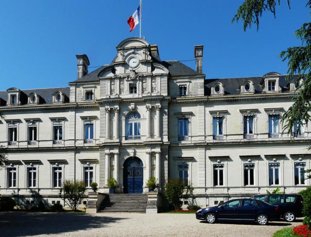 Le bâtiment de la Préfecture de la Dordogne à Périgueux