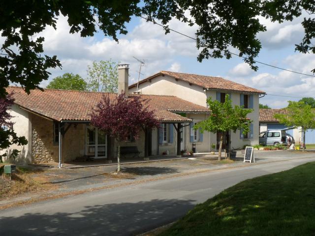 Bar-restaurant-gîte, Servanches, Dordogne, France