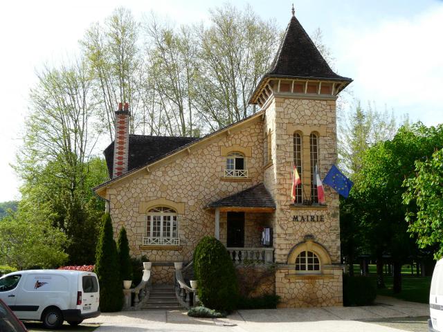 La mairie des Eyzies-de-Tayac-Sireuil, Dordogne, France.