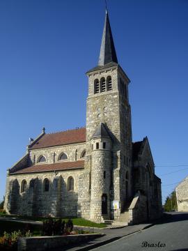 Église Saint-Quentin de Brasles.