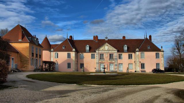 Cet édifice est répertorié dans la base Mérimée, base de données sur le patrimoine architectural français du ministère de la Culture, sous…
